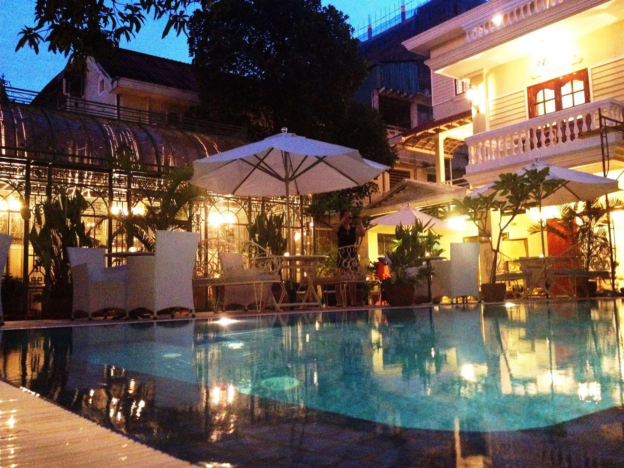 Villa Paradiso พนมเปญ ภายนอก รูปภาพ