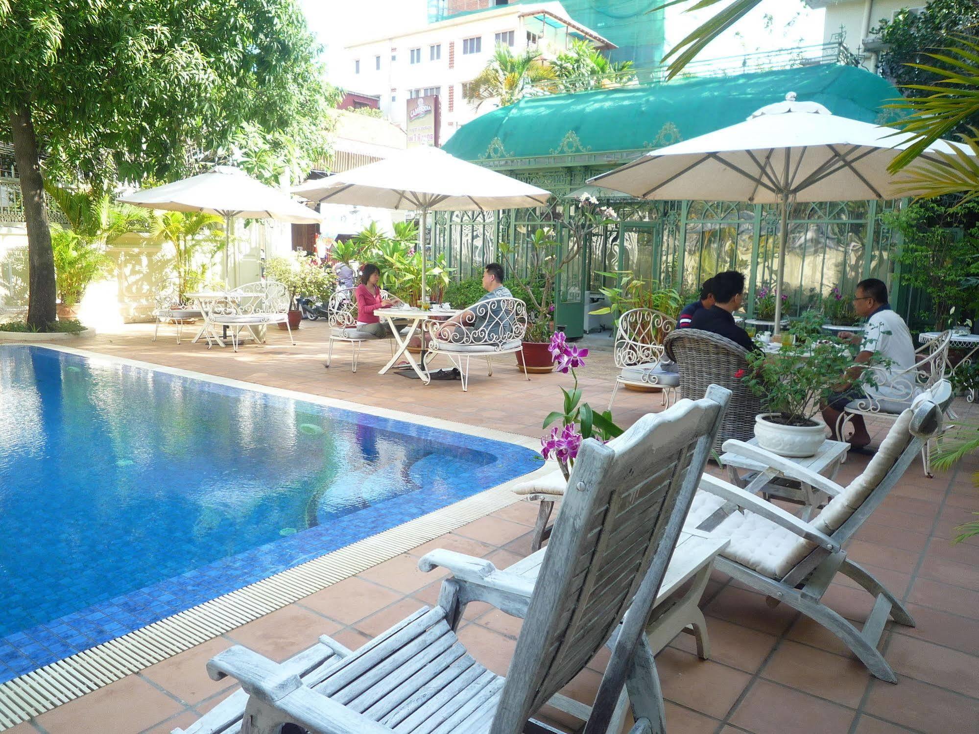 Villa Paradiso พนมเปญ ภายนอก รูปภาพ